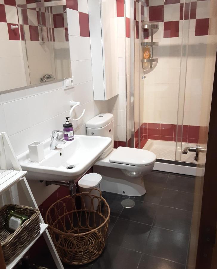 Apartamento Cine Colon 2 Ribadeo Exterior foto
